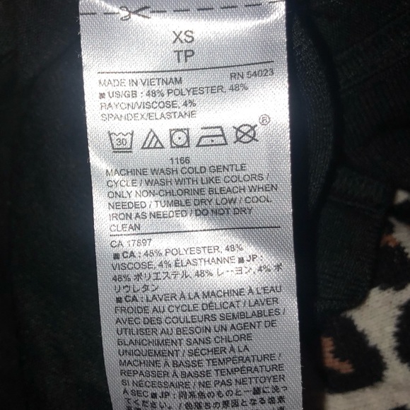 Banana Republic Lace-Up Sweater - Picture 4 of 4